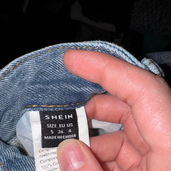 SHEIN Baggy Distressed Jeans - Picture 4 of 4